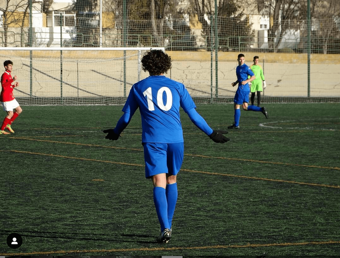 beca deportiva de fútbol