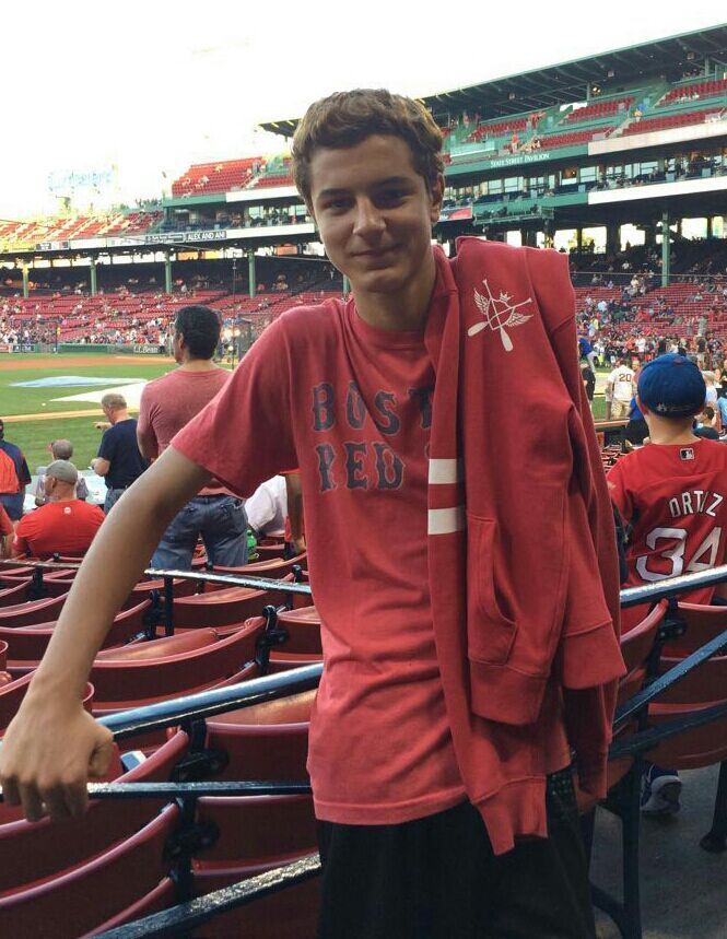 En este momento estás viendo Rafa Durán “Rafita” consigue una Beca Deportiva para USA