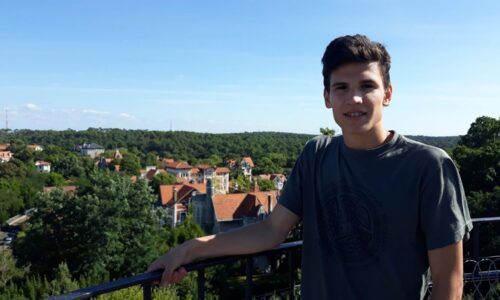 Pablo Boudet consigue una Beca Académica para estudiar en St Louis.