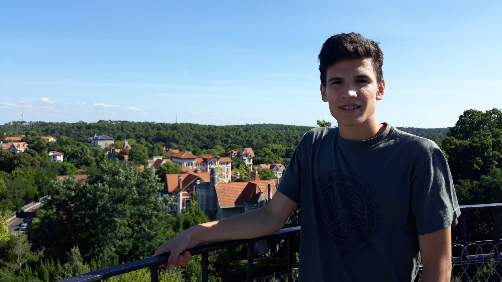 En este momento estás viendo Pablo Boudet consigue una Beca Académica para estudiar en St Louis.
