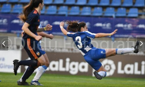 Jugadora catalana de «altos vuelos» pone rumbo a USA.