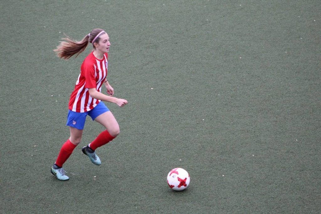 beca deportiva de futbol para estudiar en USA.