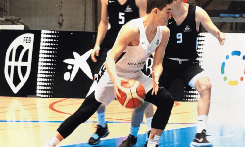 Dylan Casado consigue  una beca deportiva de baloncesto para estudiar en USA.