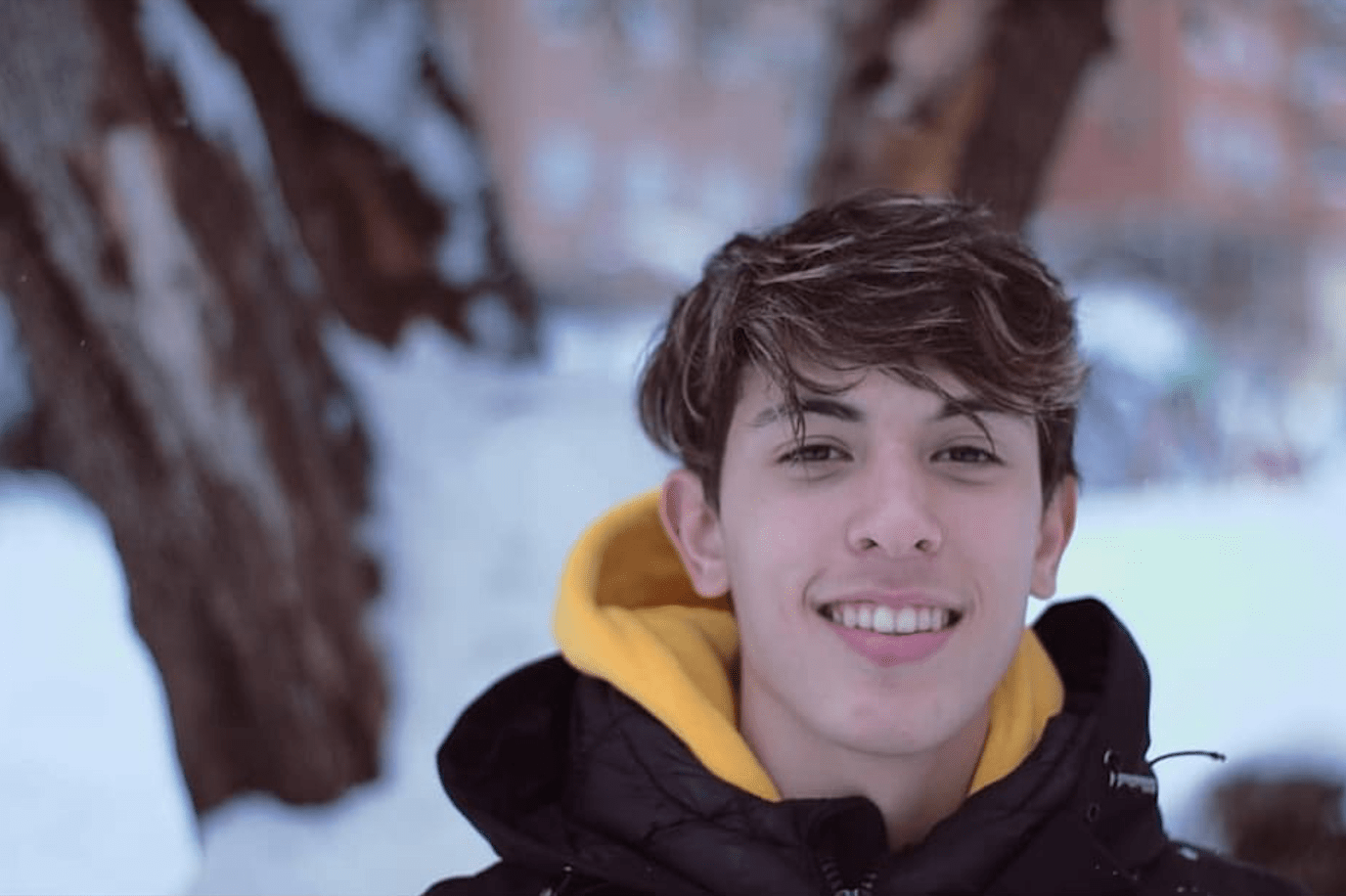 En este momento estás viendo David Molina consigue una beca académica para estudiar en USA.