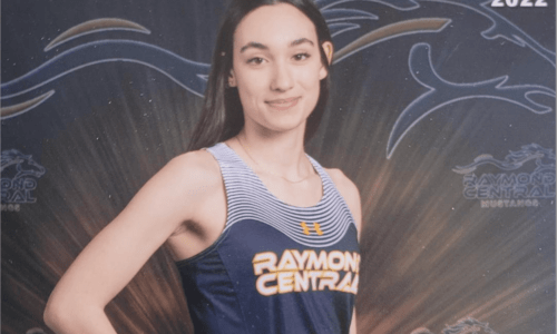 CANDELA MANRIQUE CONSIGUE UNA DOBLE BECA ACADÉMICA Y DEPORTIVA PARA ESTUDIAR EN USA